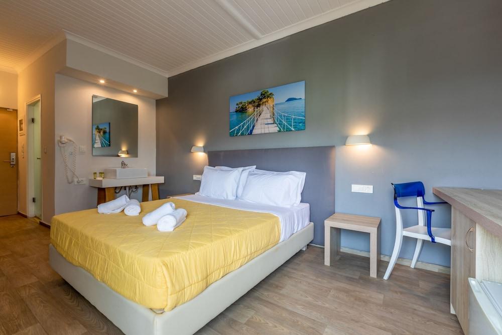Arkadianos Aparthotel Agios Sostis  Extérieur photo