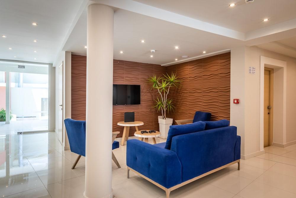 Arkadianos Aparthotel Agios Sostis  Extérieur photo