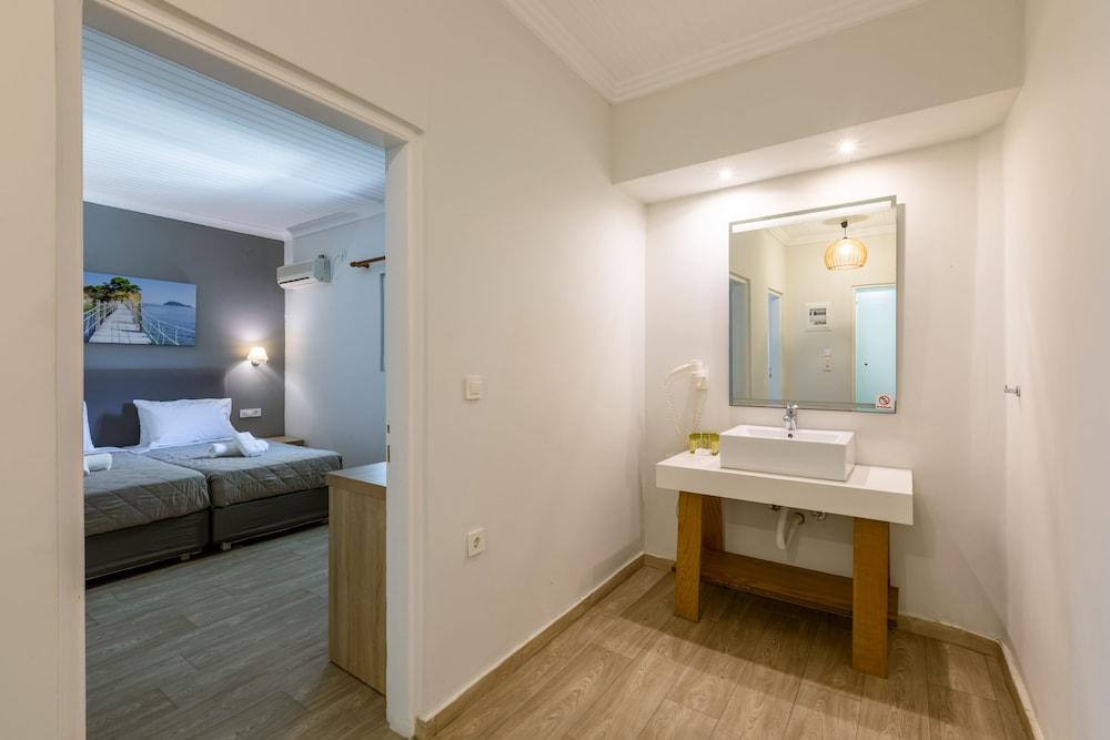 Arkadianos Aparthotel Agios Sostis  Extérieur photo