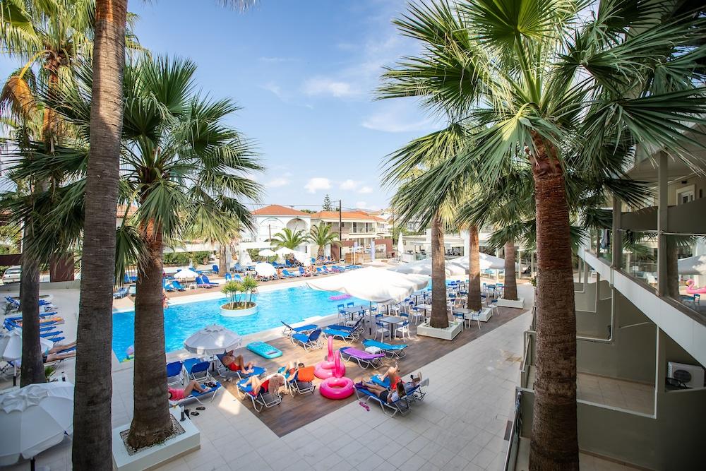 Arkadianos Aparthotel Agios Sostis  Extérieur photo